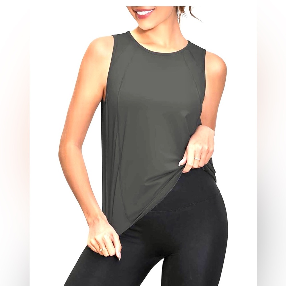 Yogalicious Loose-Fit Sleeveless Top 🧘♀️
